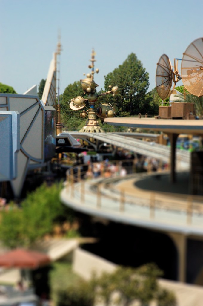 DSC_3459DLTomorrowlandModel.jpg